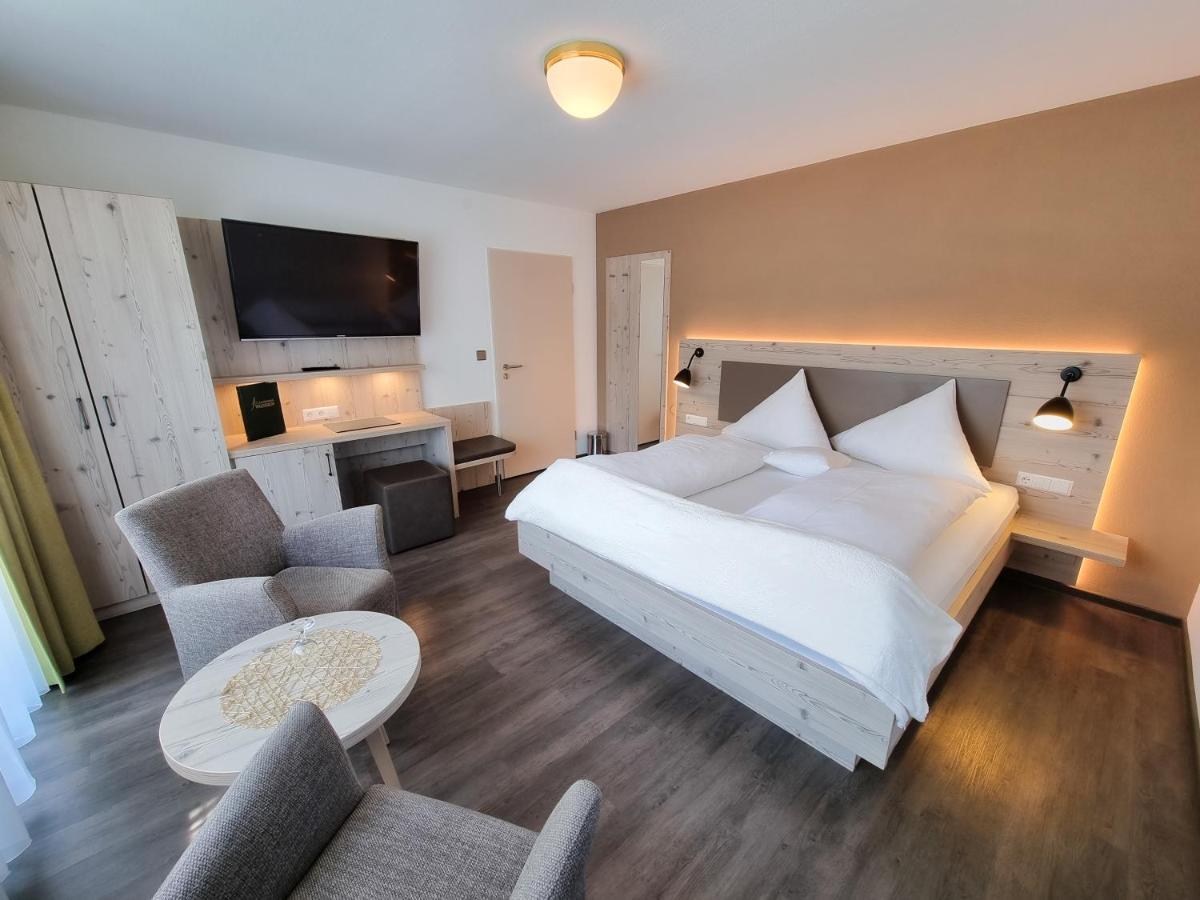 Double Room,362371015:JPEG